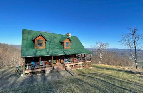 Cana Casa | Blue Ridge Parkway Panoramic Paradise-60 Mile View