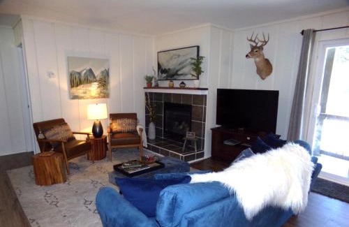 Blue River Apartamento | Blue River Condos 3 Bed 2 Bath BRCR