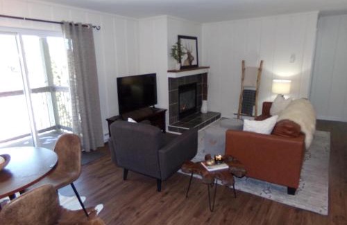 Blue River Apartamento | Blue River Condos 3 Bed 2 Bath BRLR