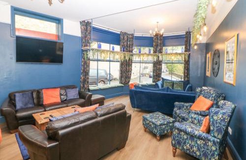 New Mills Casa | Blue Ron's
