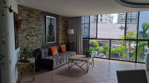 Tumba Vieja Casa | Blue Room