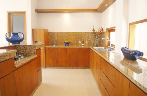 Uluwatu Villa | Blue Rose Villa