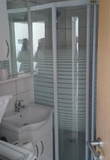 Loviste Apartamento | Blue sea blue sky