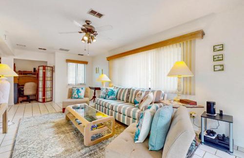 New Smyrna Beach Casa | Blue Seahorse Haven
