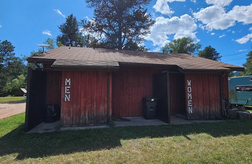 Saddlestring Casa | Blue Shasta, Rustic Blue Shasta RV