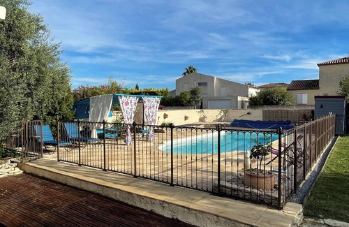 Calvisson Villa | Blue shutters, villa between sea and hills, in the heart of ❤️de la Vaunage!