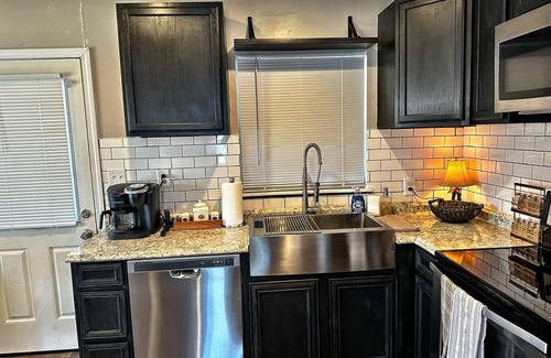 Newnan Casa | Blue Skies!