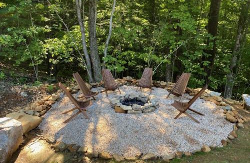 Jefferson Casa | Blue Sky Cabin - Built in 2023 this 3 bed 2,5 bath home has gorgeous views