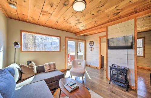 Canton Casa | Blue Sky Cottage Romantic Retreat with Mtn Views!