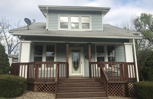 Bethany Casa | Blue Sky Homestead !!