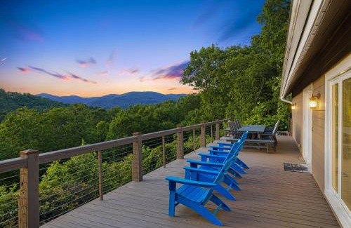 Fairview Casa | Blue Sky Vista by Carolina Mornings
