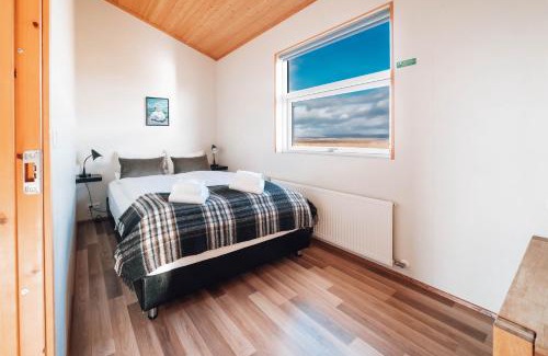 Reykholt Casa | Blue View Cabin 5A With private hot tub