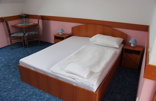 Heviz Hotel | Blue Villa Appartement House
