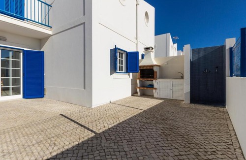 Manta Rota Casa | Blue Villa by ALGARVEMANTA