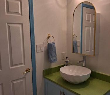 Sechelt Casa | Blue Villa by the Sea