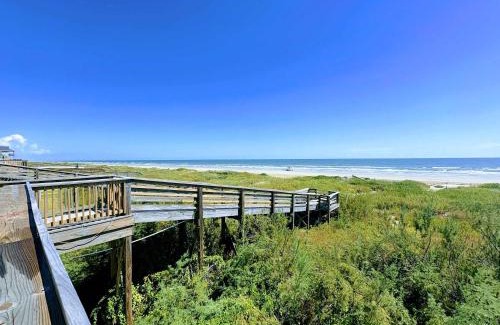 Freeport Casa | Blue Waves Beachside Calm Gulf Views for Miles