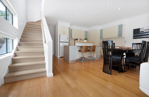 Lakes Entrance Casa | Blue Waters - Just minutes away from the Lakes Entrance foreshore
