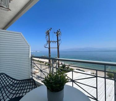 Kiato Apartamento | Blue Wave Apartment
