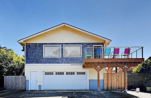 Agate Beach Casa | Blue Waves Overlook