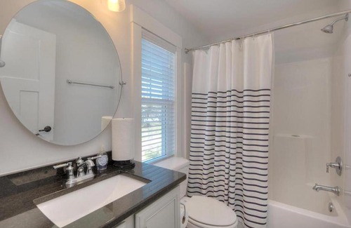 Yaupon Beach Casa | Blue Waves