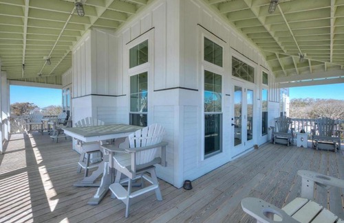 Yaupon Beach Casa | Blue Waves