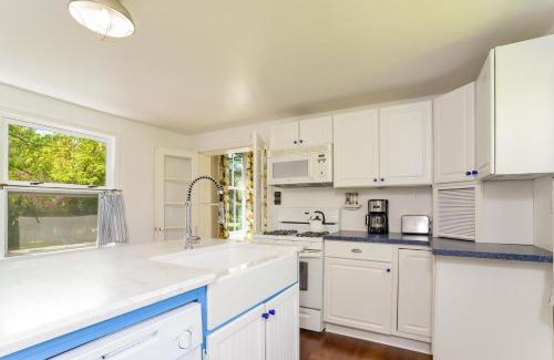 Saugatuck Villa | Blue Whale