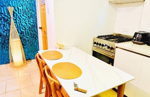 Calibishie Apartamento | Blue Whale Villa - Deluxe Studio