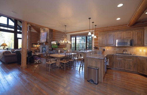 Victor Casa | Log Cabin Luxury en Teton Springs - Capacidad 12 - ¡Cerca de Jackson Hole!