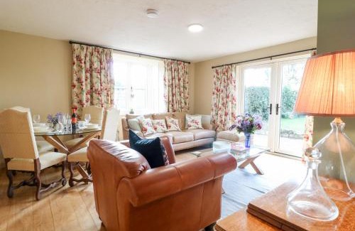 Rugeley Casa | Bluebell Cottage