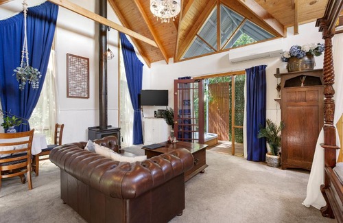 Gembrook Chalet De Esquí | Bluebell Cottage Gembrook - Heated Spa & Wood Fireplace