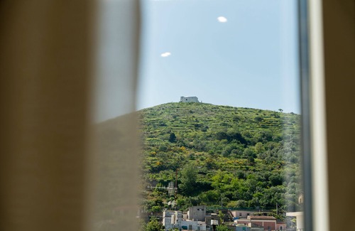 Termini Casa | Bluebell Residence - on the way to the famous path of "Punta Campanella"