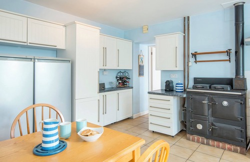 Solva Cabaña | Blueberry Cottage, Holiday cottage Solva, Sleeps 6, 3 bedrooms, bathrooms