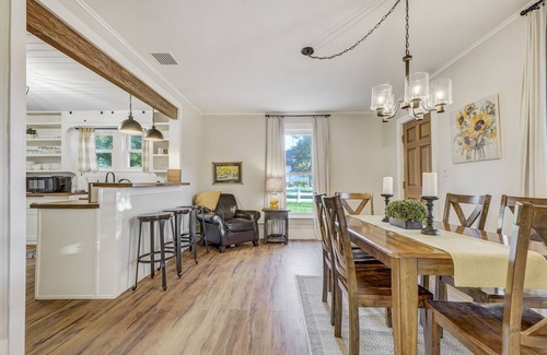 Monument Casa | Bluebird Inn