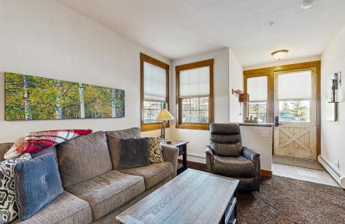 Granby Apartamento | Bluebird Skies