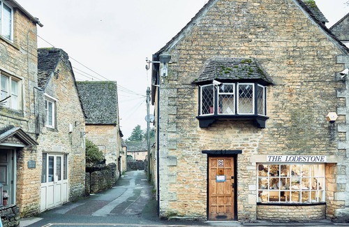 Bourton Casa | Bluebirds Cottage Light Airy 2BD Bourton