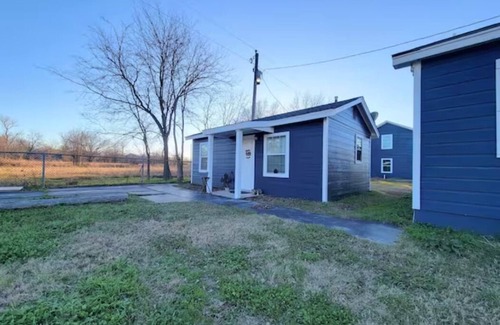 West Tawakoni Apartamento | Bluebonnet Cottages by the Lake - Cabin 4