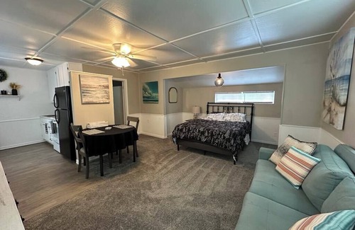 Quinlan Cabina | Bluebonnet Cottages by the Lake - Cabin 6