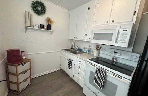 Quinlan Cabina | Bluebonnet Cottages by the Lake - Cabin 6