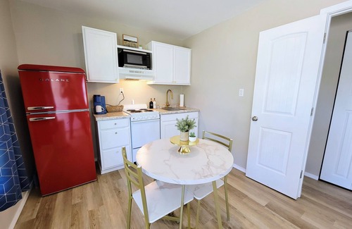West Tawakoni Cabina | Bluebonnet Cottages by the Lake - Cabin 3
