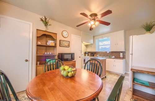 New Braunfels Casa | Bluebonnet Rr9084bc 1 Bedroom Home by RedAwning