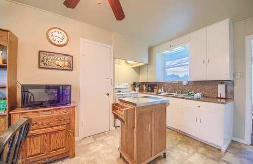 New Braunfels Casa | Bluebonnet Rr9084bc 1 Bedroom Home by RedAwning