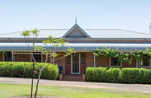 Lovedale Cabaña | Bluebush Estate - The Cottage