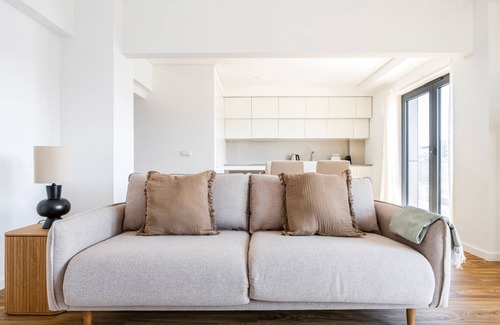 Casal da Ladeira Apartamento | Blueground | Alvalade, balcony, nr Campo Pequeno