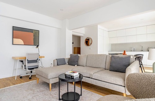 Casal da Ladeira Apartamento | Blueground | Alvalade, view, nr Parque Eduardo VII