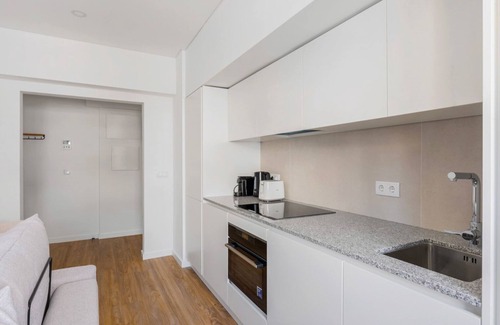 Casal da Ladeira Apartamento | Blueground | Alvalade, washer, nr Campo Pequeno
