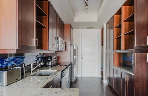 North Burnet Apartamento | Blueground | Domain, pool & AC, nr Q2 Stadium
