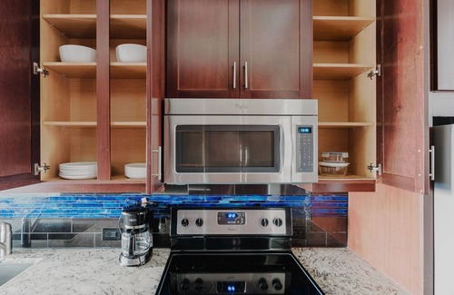 North Burnet Apartamento | Blueground | Domain, pool & AC, nr Q2 Stadium