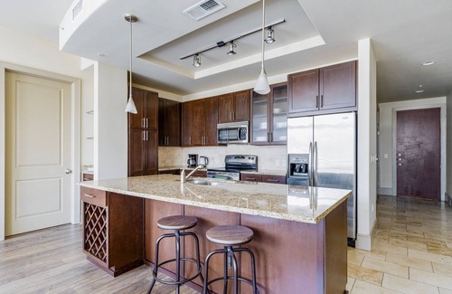 Second Street District Apartamento | Blueground | Downtown Austin, pool, nr Congress Ave