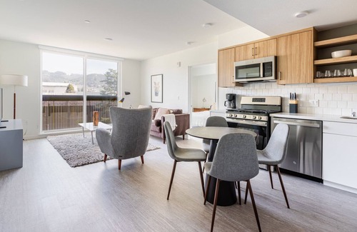 Downtown Berkeley Apartamento | Blueground | Dtwn Berkeley, AC, nr UC Campus