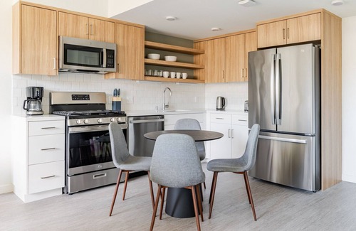 Downtown Berkeley Apartamento | Blueground | Dtwn Berkeley, AC, nr UC Campus